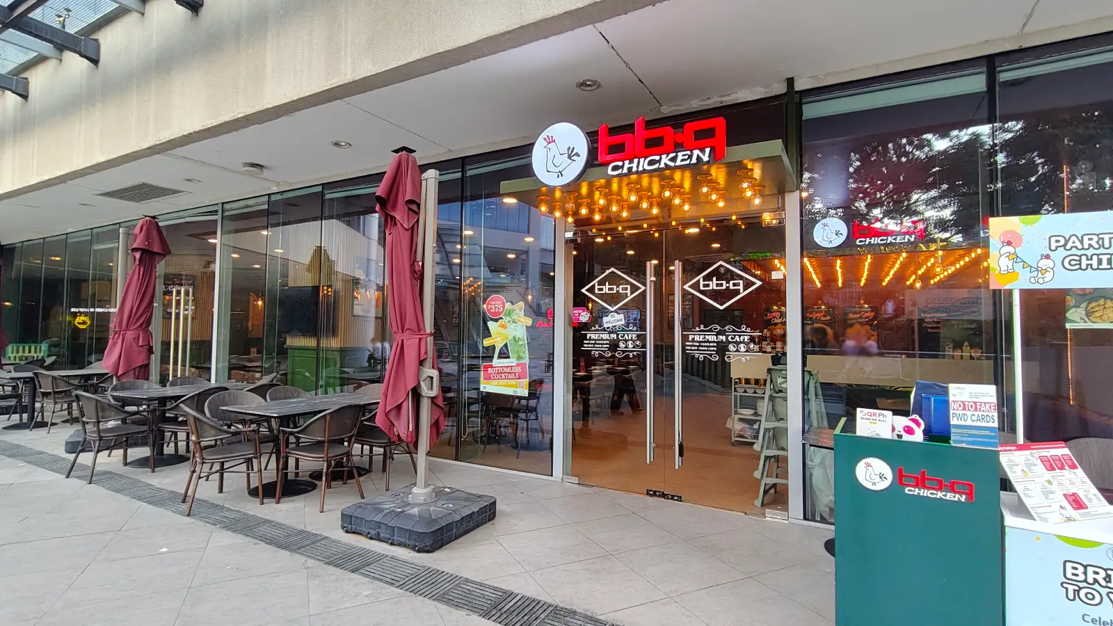BB.Q CHICKEN in Festival Mall